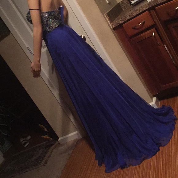 Night Moves royal blue prom dress - Picture 5 of 11